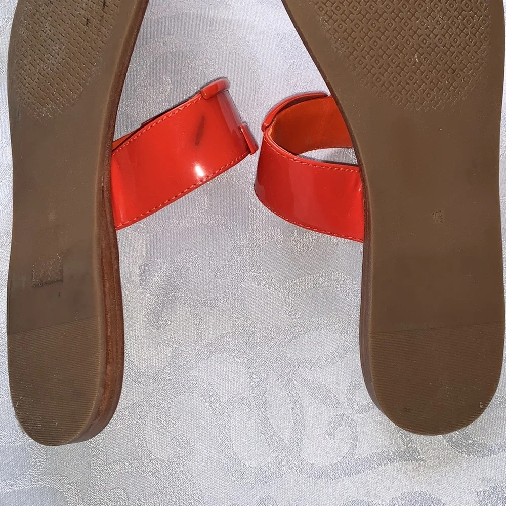 TORY BURCH Marcia Patent Toe-Ring Sandal, Brilliant Red Size 10.5M